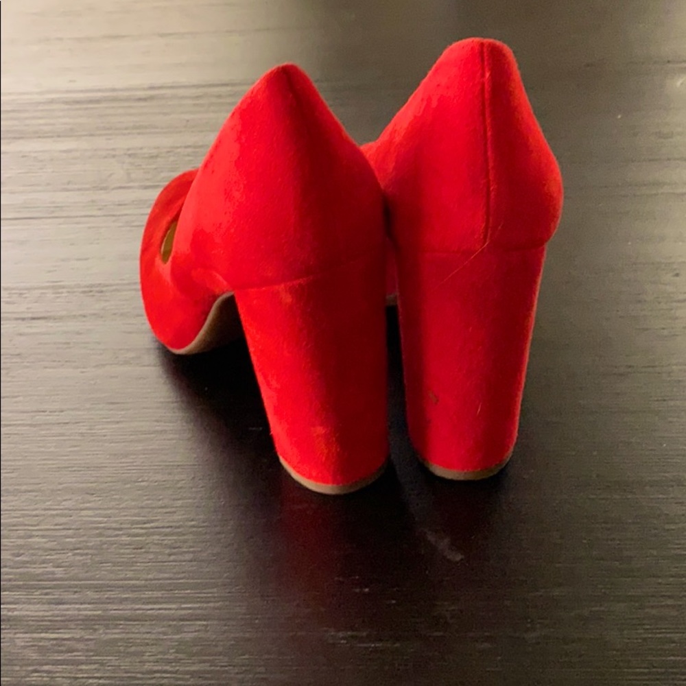 Jessica Simpson heels - Picture 3 of 3